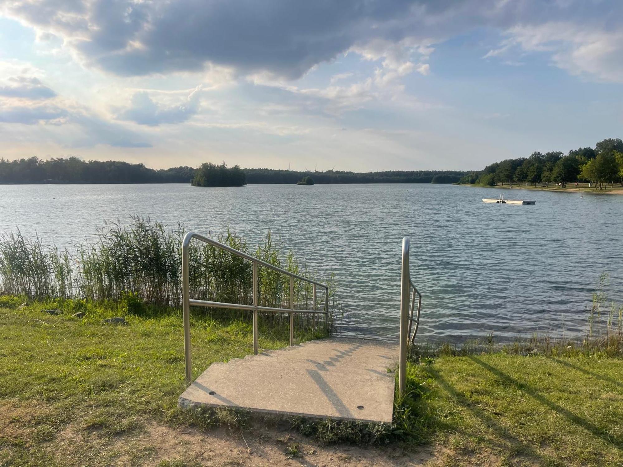 Вилла Gruener Bungalow Am Kiebitzsee Falkenberg/Elster Экстерьер фото